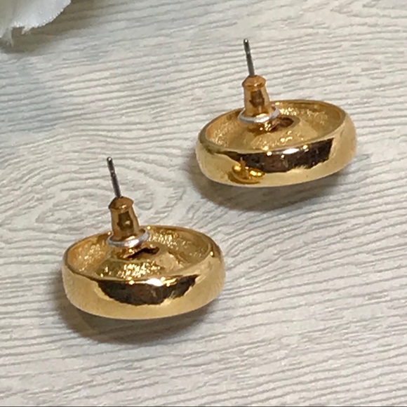 Swarovski Pierced Earrings - Picture 3 of 5